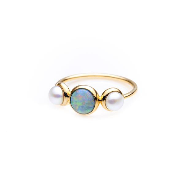 9ct Yellow Gold White Opal & Freshwater Pearl Ring